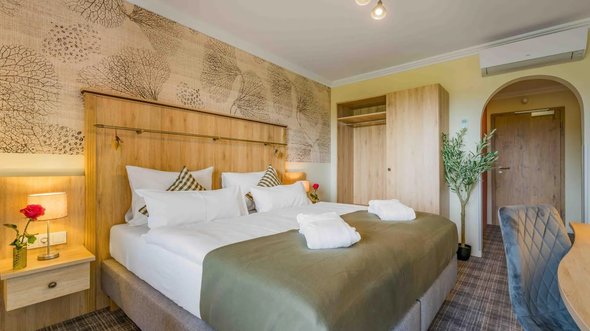 Chalet An Der Brunnader-Ihr Perfekter Rueckzugsort In Der Bayerischen Toskana-Ueberwiegend Mit Klima-3Geh-Min Zur Therme Bad Birnbach Hotel