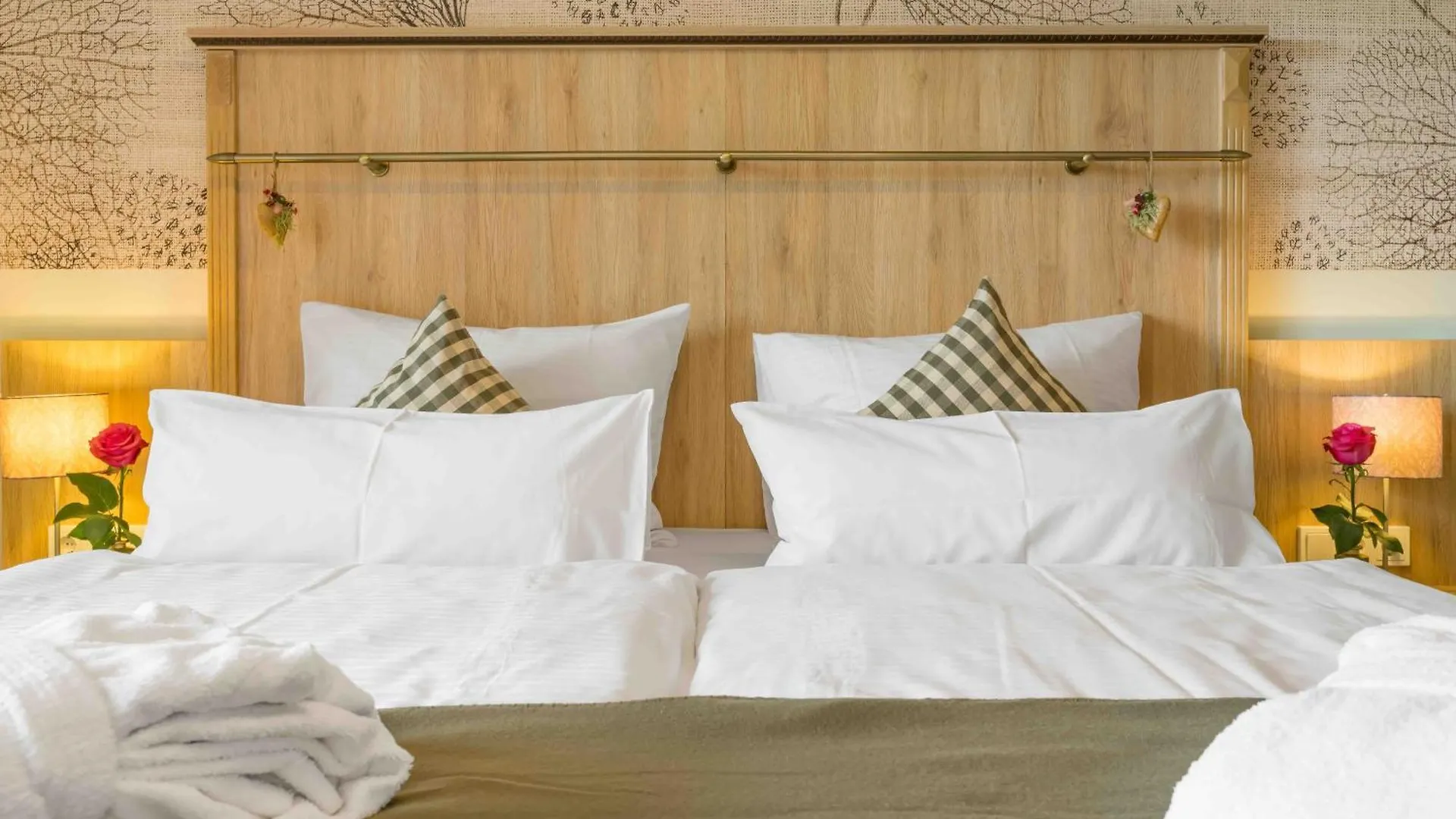 Hotel Chalet An Der Brunnader-Ihr Perfekter Rueckzugsort In Der Bayerischen Toskana-Ueberwiegend Mit Klima-3Geh-Min Zur Therme Bad Birnbach